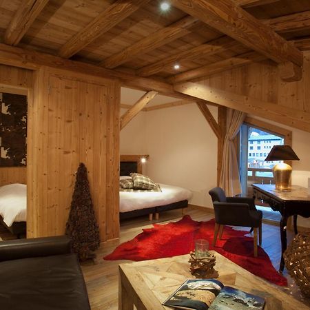 Hotel Les Melezes เลส์เดอซาลป์ ภายนอก รูปภาพ