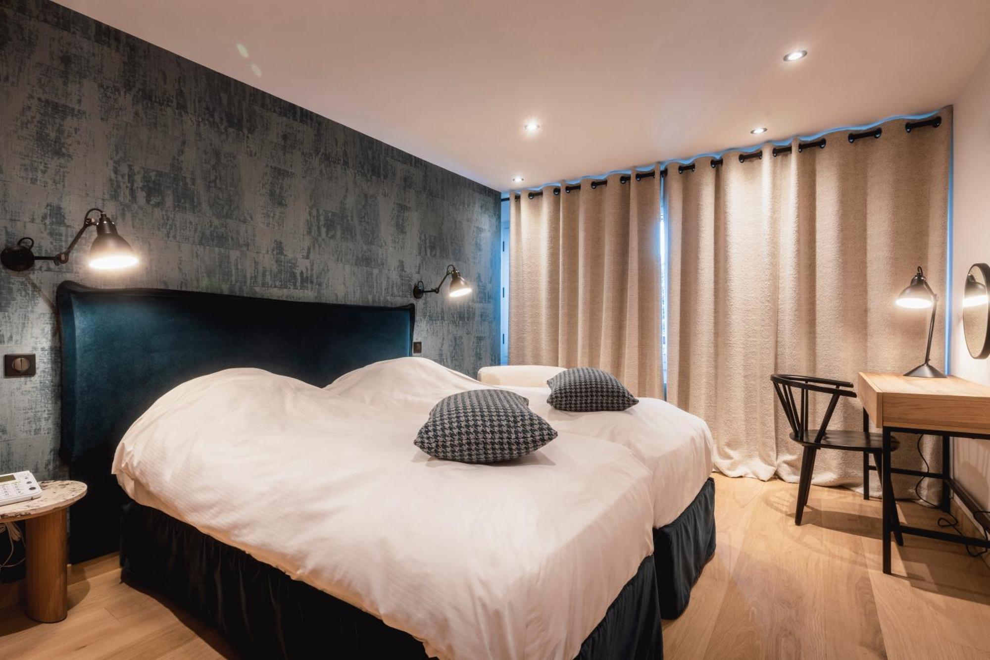 Hotel Les Melezes เลส์เดอซาลป์ ภายนอก รูปภาพ