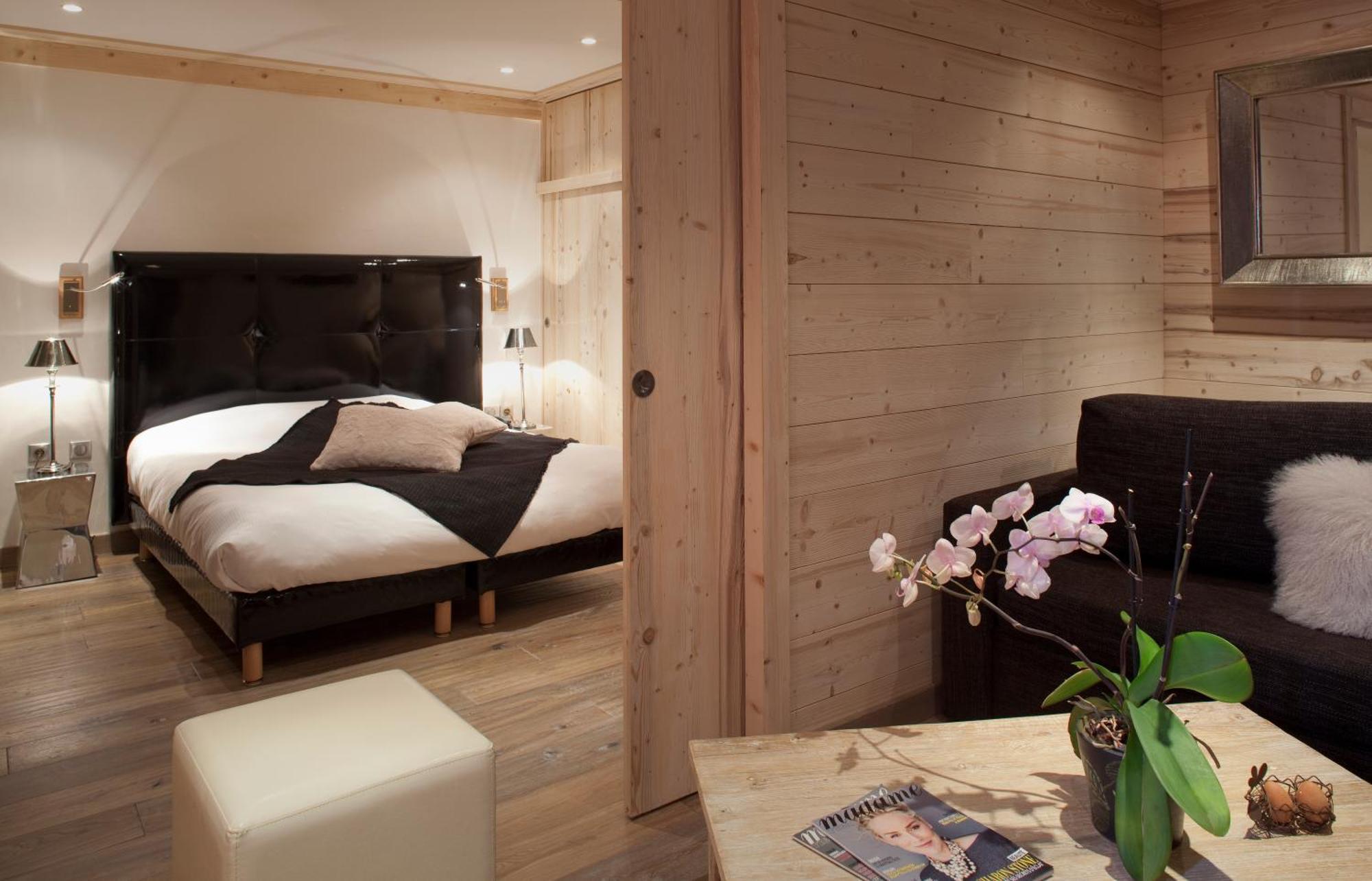 Hotel Les Melezes เลส์เดอซาลป์ ภายนอก รูปภาพ