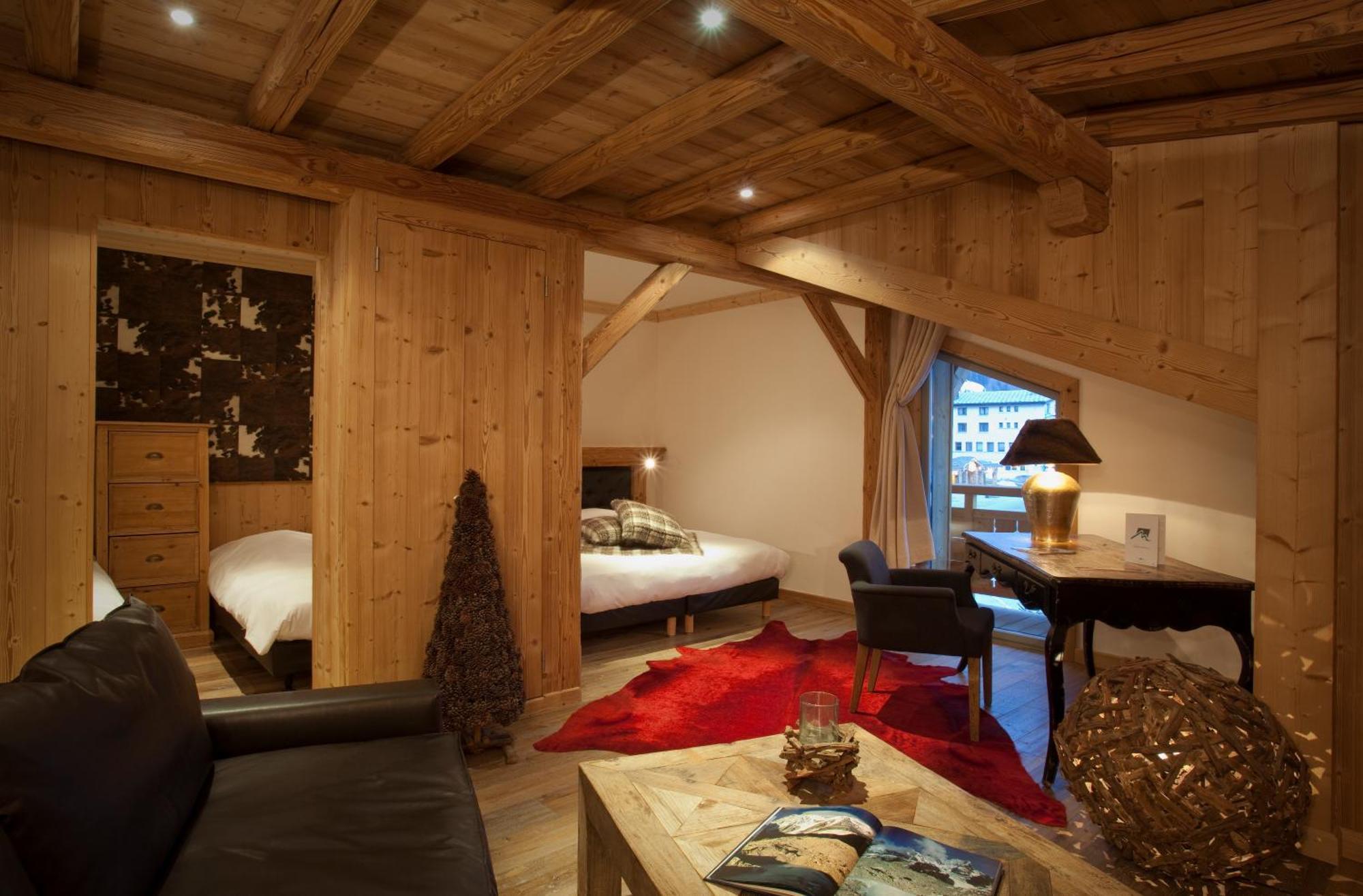 Hotel Les Melezes เลส์เดอซาลป์ ภายนอก รูปภาพ