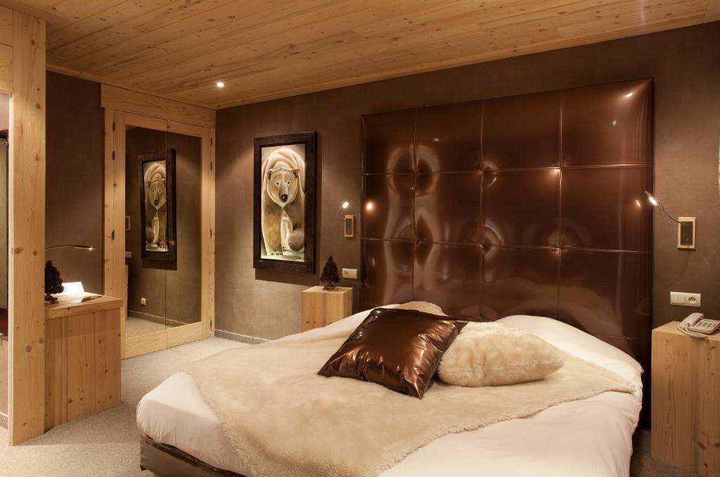 Hotel Les Melezes เลส์เดอซาลป์ ภายนอก รูปภาพ
